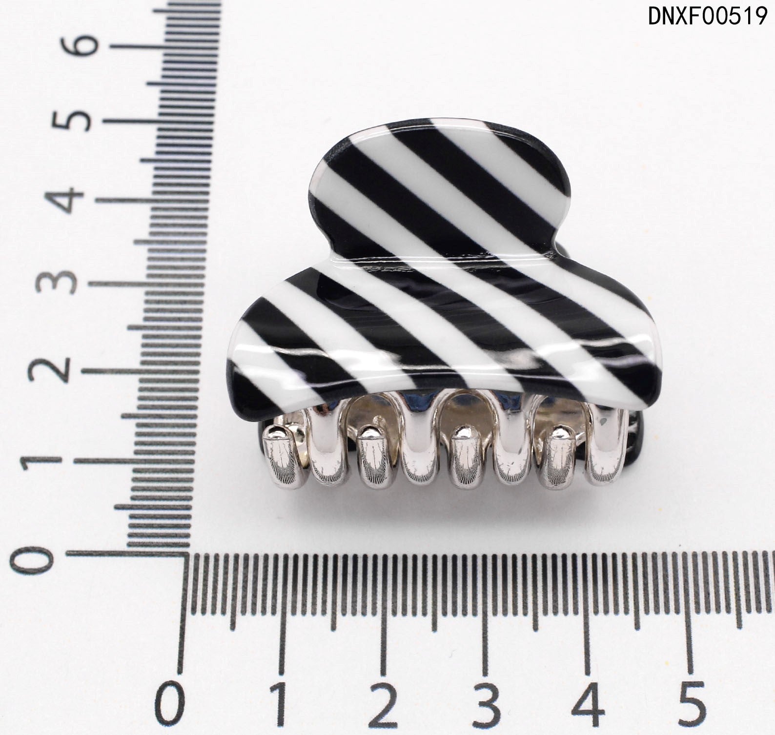 Wholesale Black & White Printed Acrylic Hair Clips