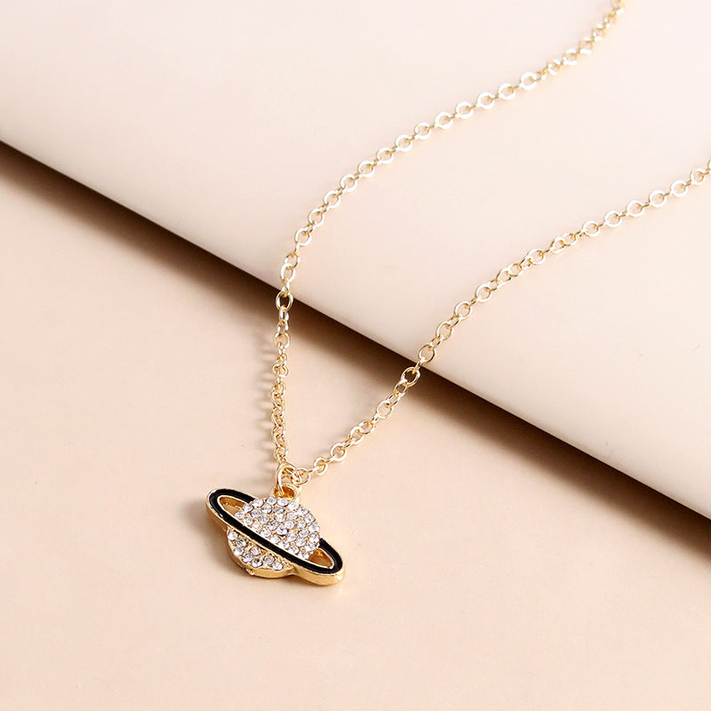 Wholesale Zinc Alloy Saturn Diamond Pendant Necklace
