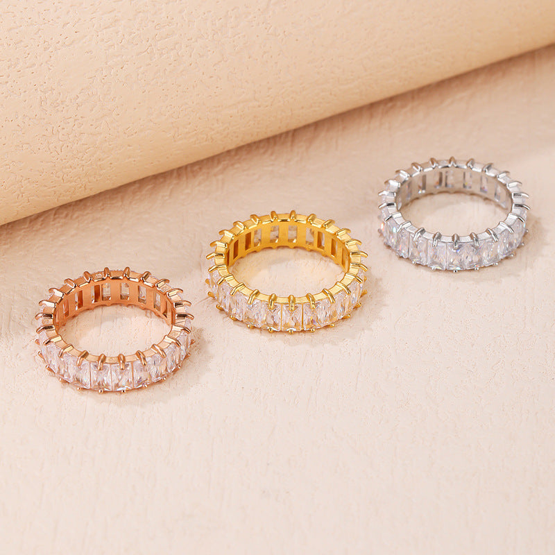 Venta al por mayor Anillos De Titanio De Diamante Completo