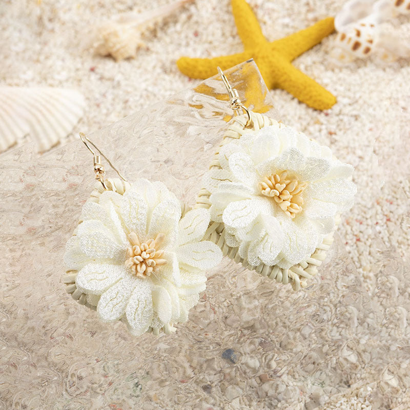 Wholesale Rustic Flower Rattan Alloy Earrings