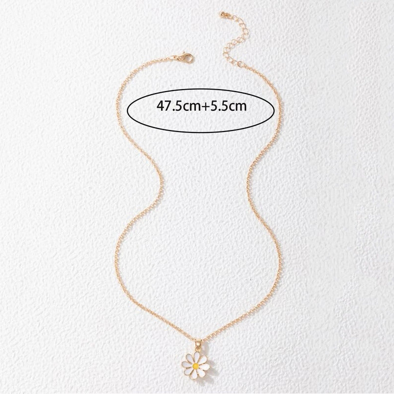 Wholesale White Drip Flower Alloy Necklaces