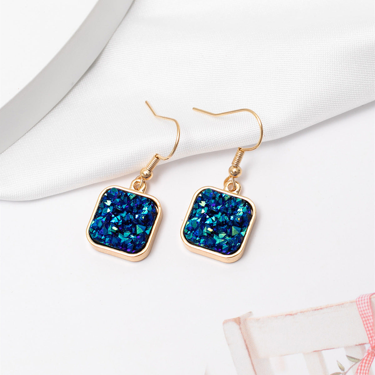 Pendientes De Metal De Resina De Color al por mayor