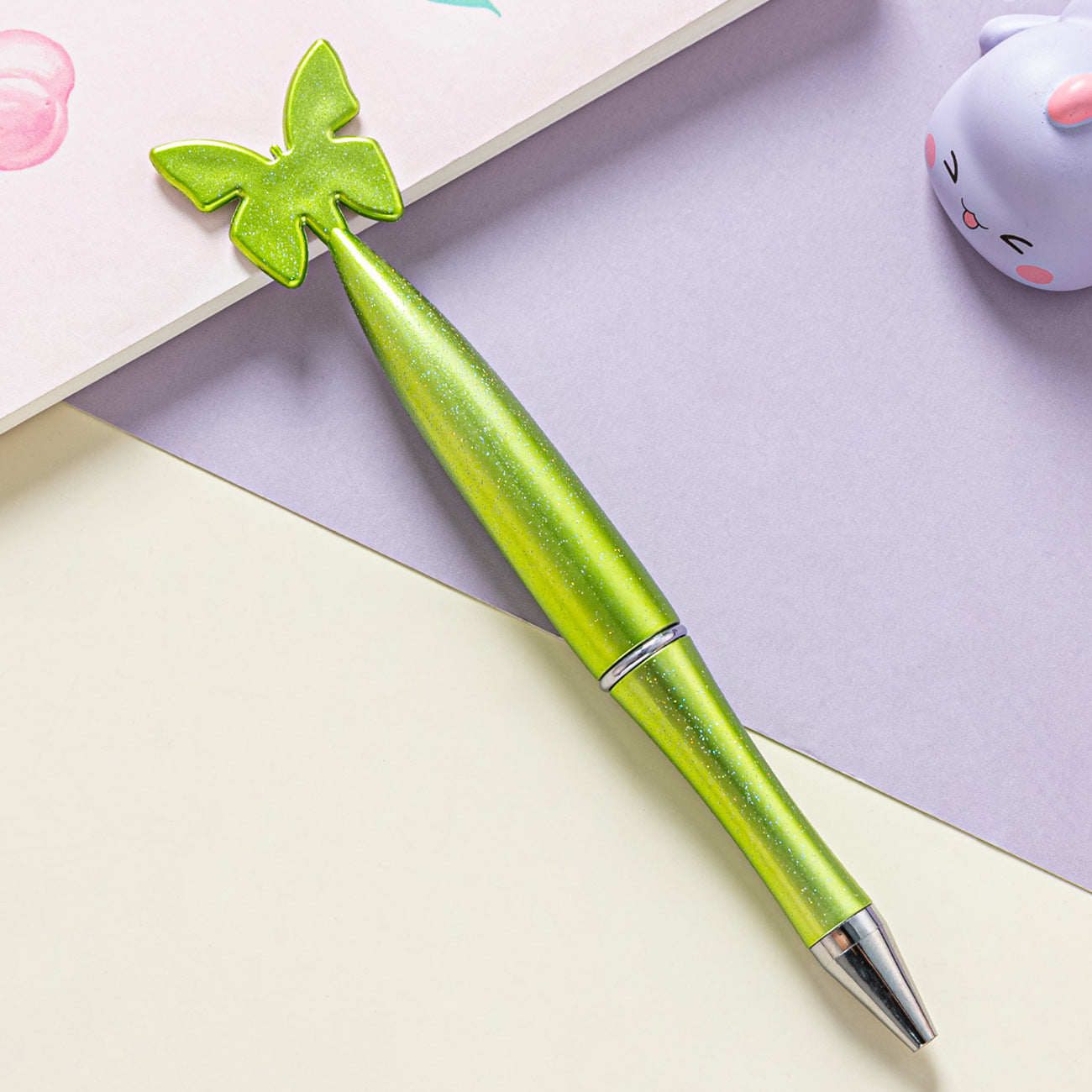 Venta al por mayor Bolígrafo De Plástico Giratorio De Mariposa