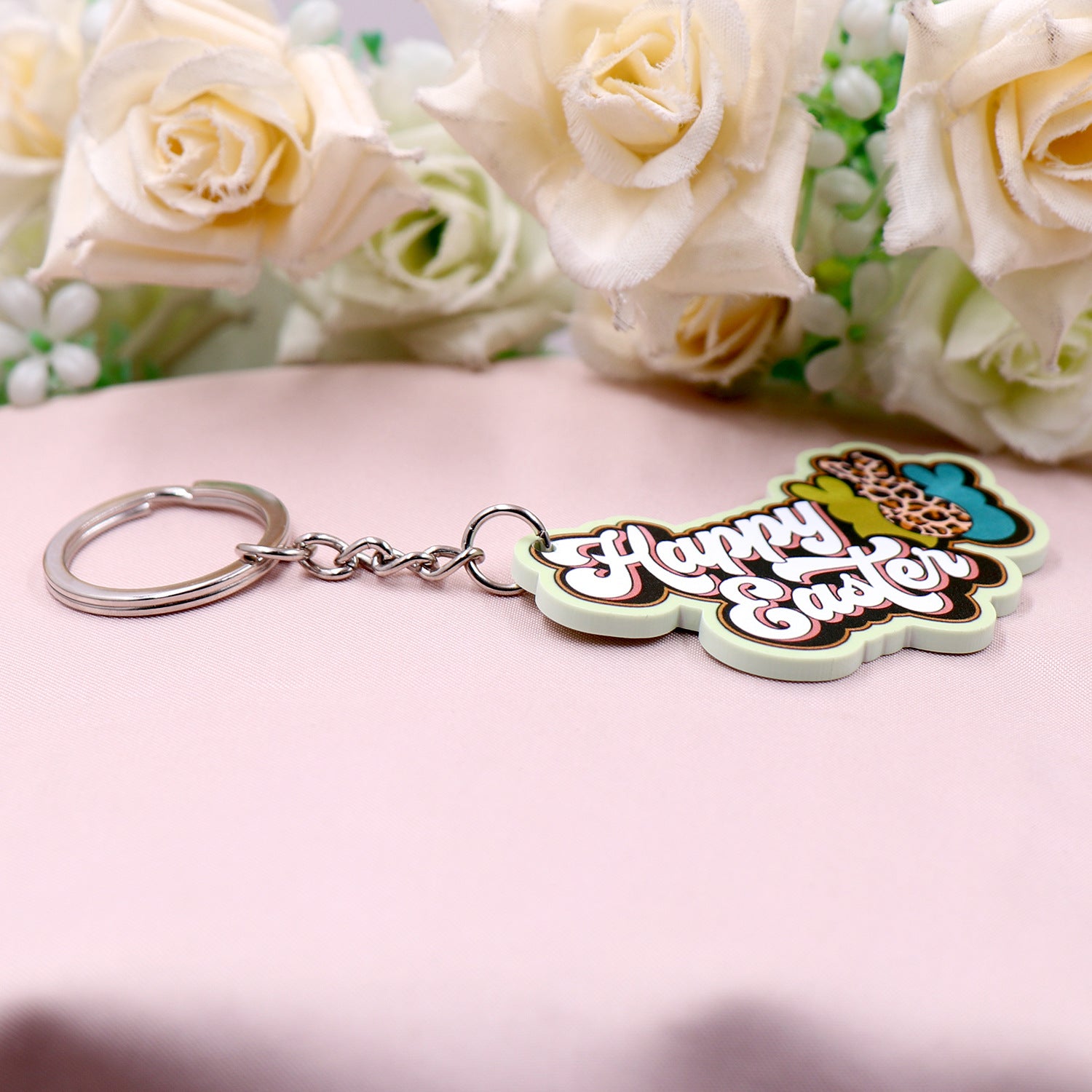 Venta al por mayor Llavero creativo de la borla del conejito de pascua