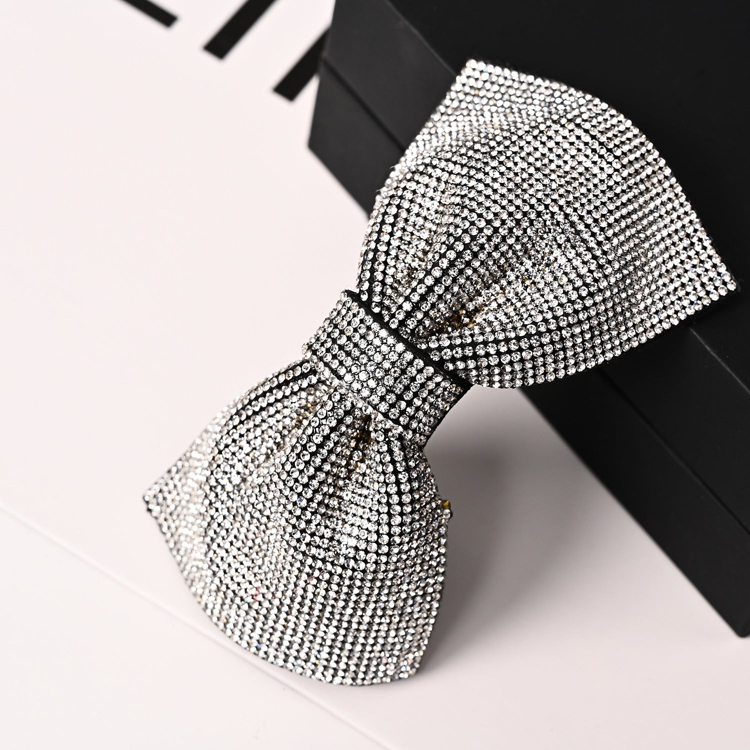 Wholesale 2023 Full Diamond Bow Spring Clip Hairpin