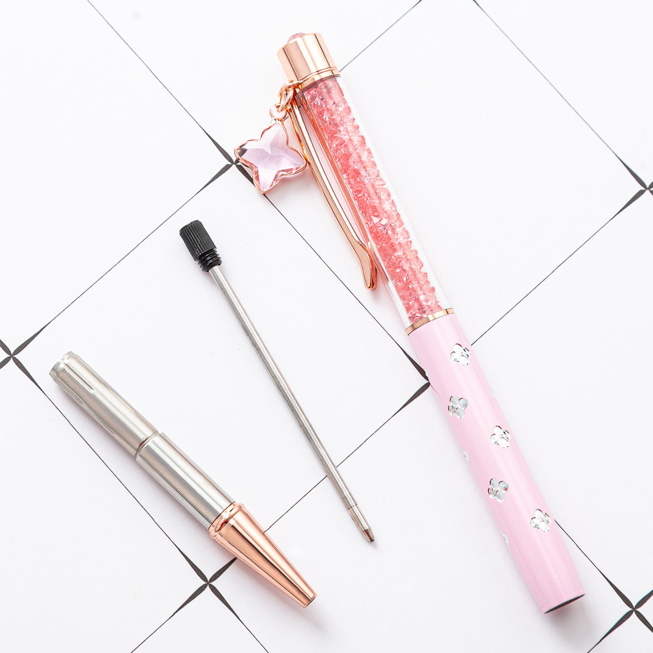 Metal al por mayor de cuatro hojas de hierba colgante de bola de bola