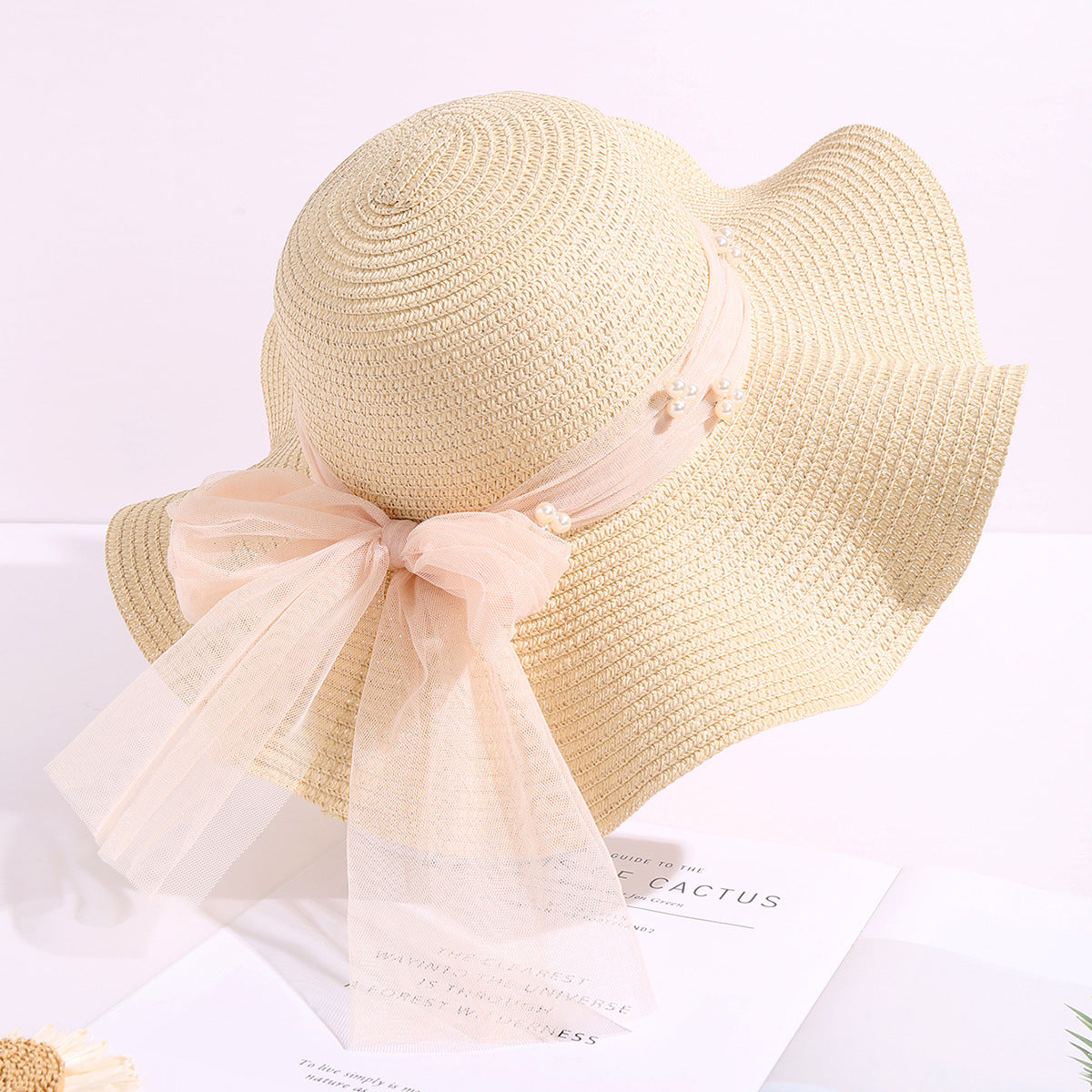 Wholesale Straw Woven Summer New Round Top Sunscreen Fisherman Hat 10pcs