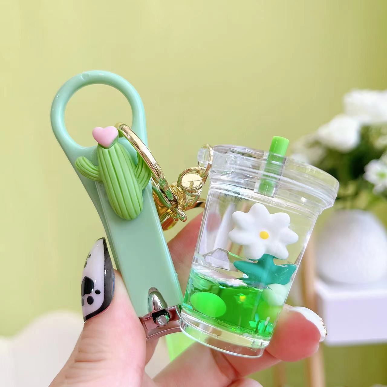 Wholesale Acrylic Oiled Floating Flower Keychain