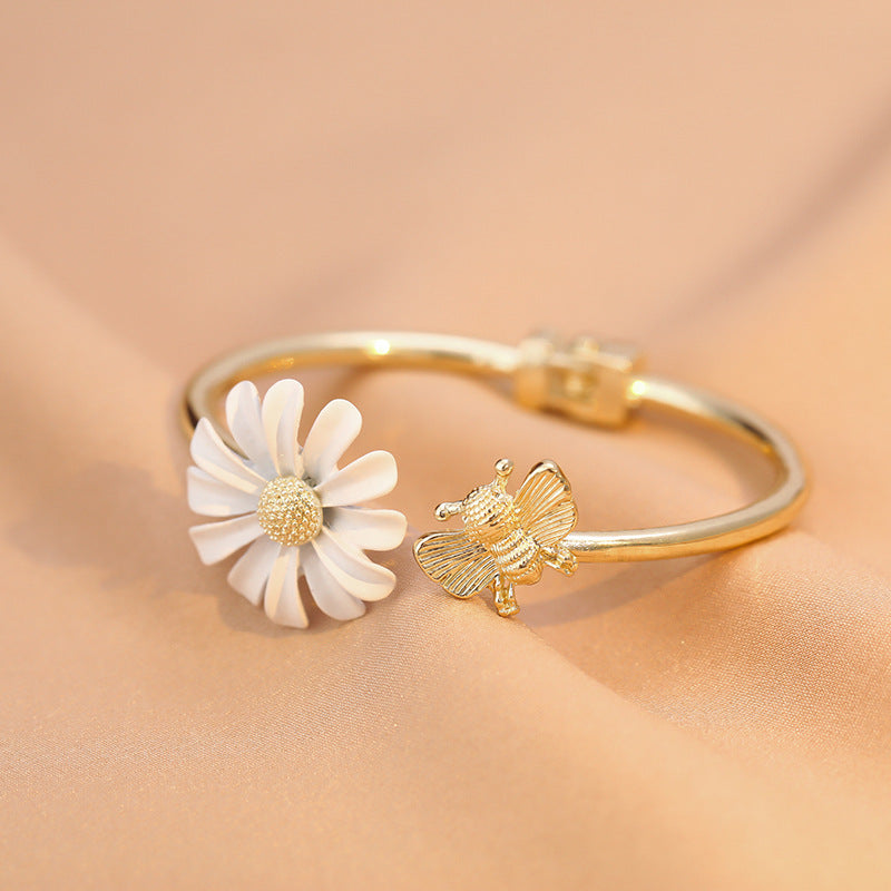 Wholesale Daisy Alloy Rings Necklace Set