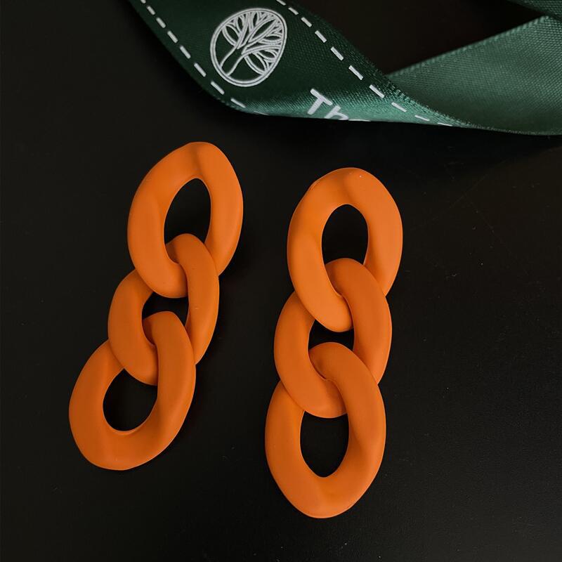 Wholesale Colorful Circle Chain Acrylic Earrings