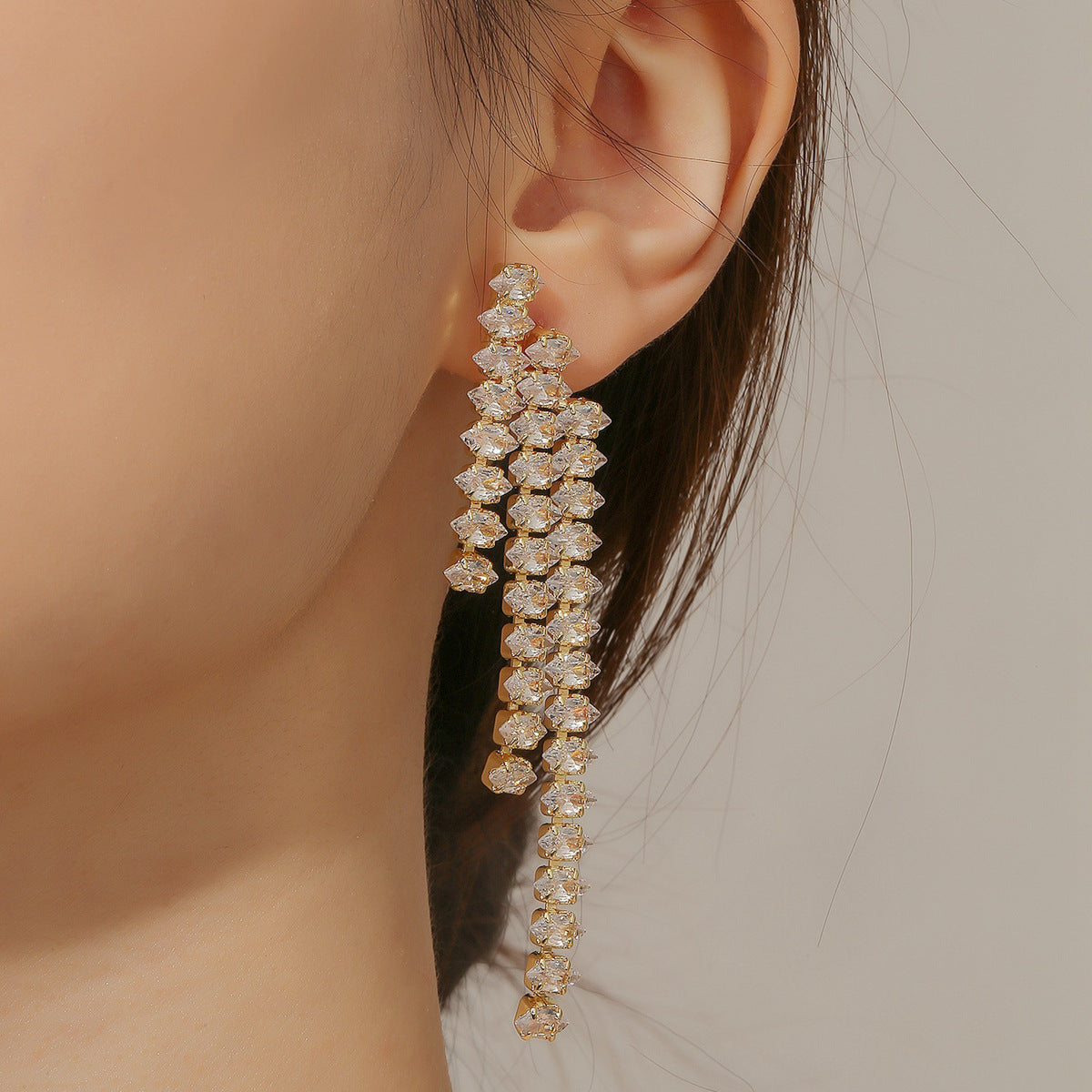 Wholesale Cold Wind Tassel Alloy Ear Studs