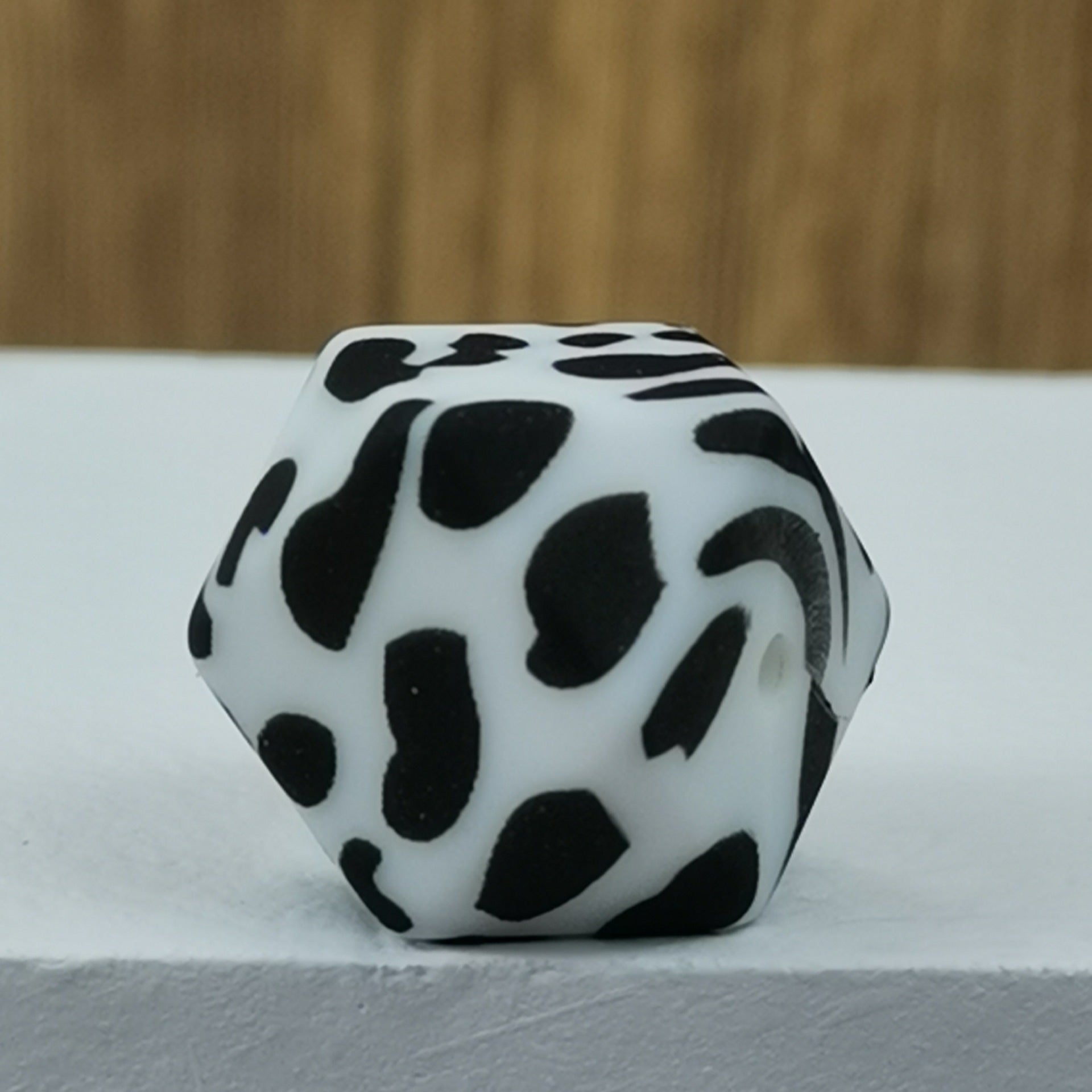 Venta al por mayor 100PCS Cuentas de silicona con estampado de leopardo 14/17MM