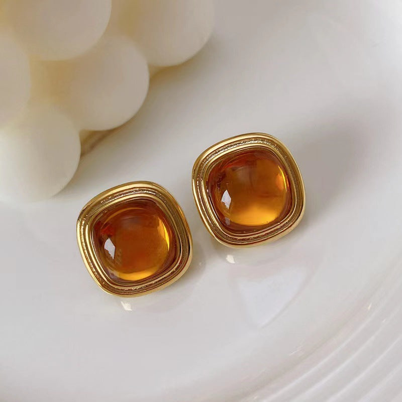 Wholesale Vintage Amber Resin Ear Studs
