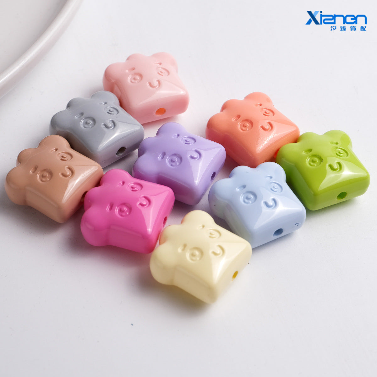 Al por mayor 50 piezas de 50 piezas/paquete de pan pintado pan tostado perforado cuentas acrílicas de aceite perforado