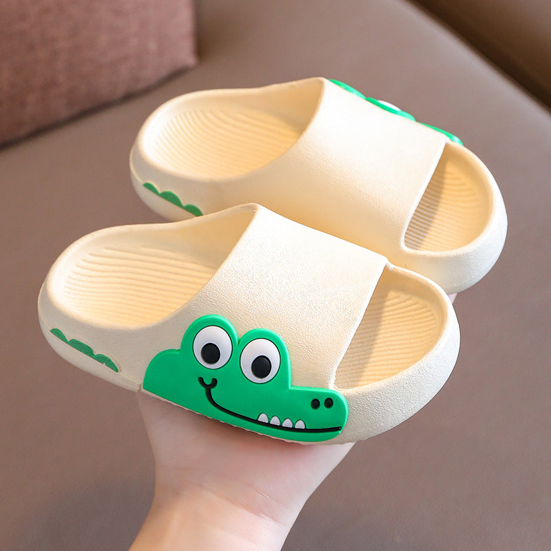 Niños al por mayor Cartoon Crocodile sin deslizamiento de zapatillas de suela suave