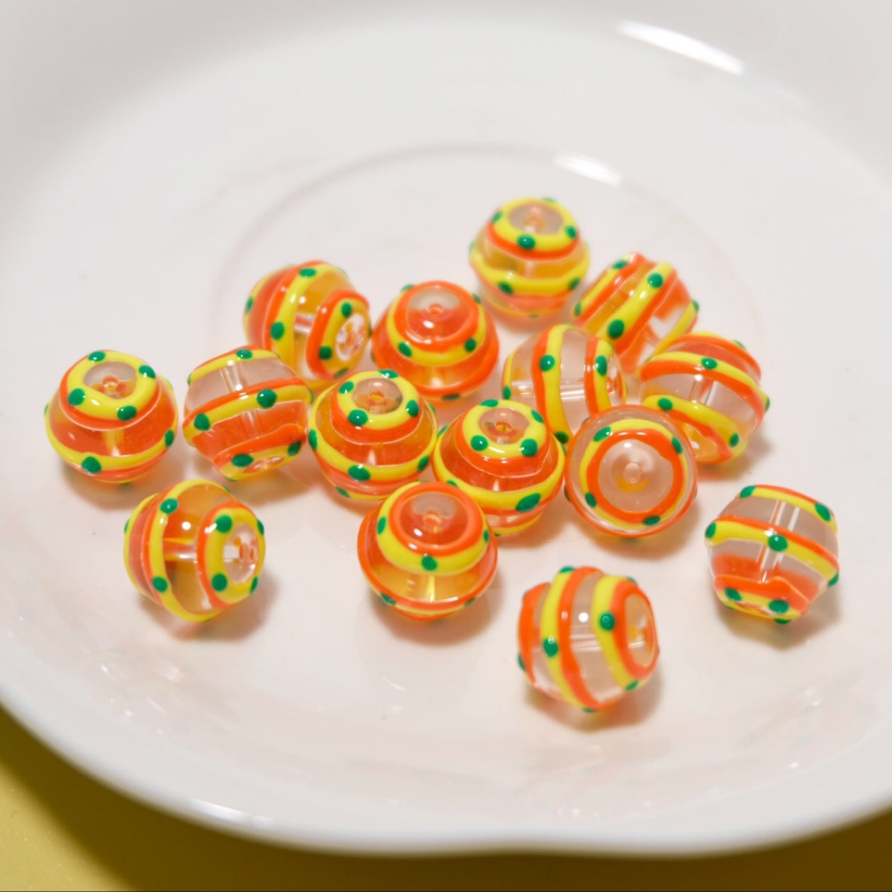 Cuentas de accesorios de joyería DIY de vidrio de dibujos animados de 12MM al por mayor