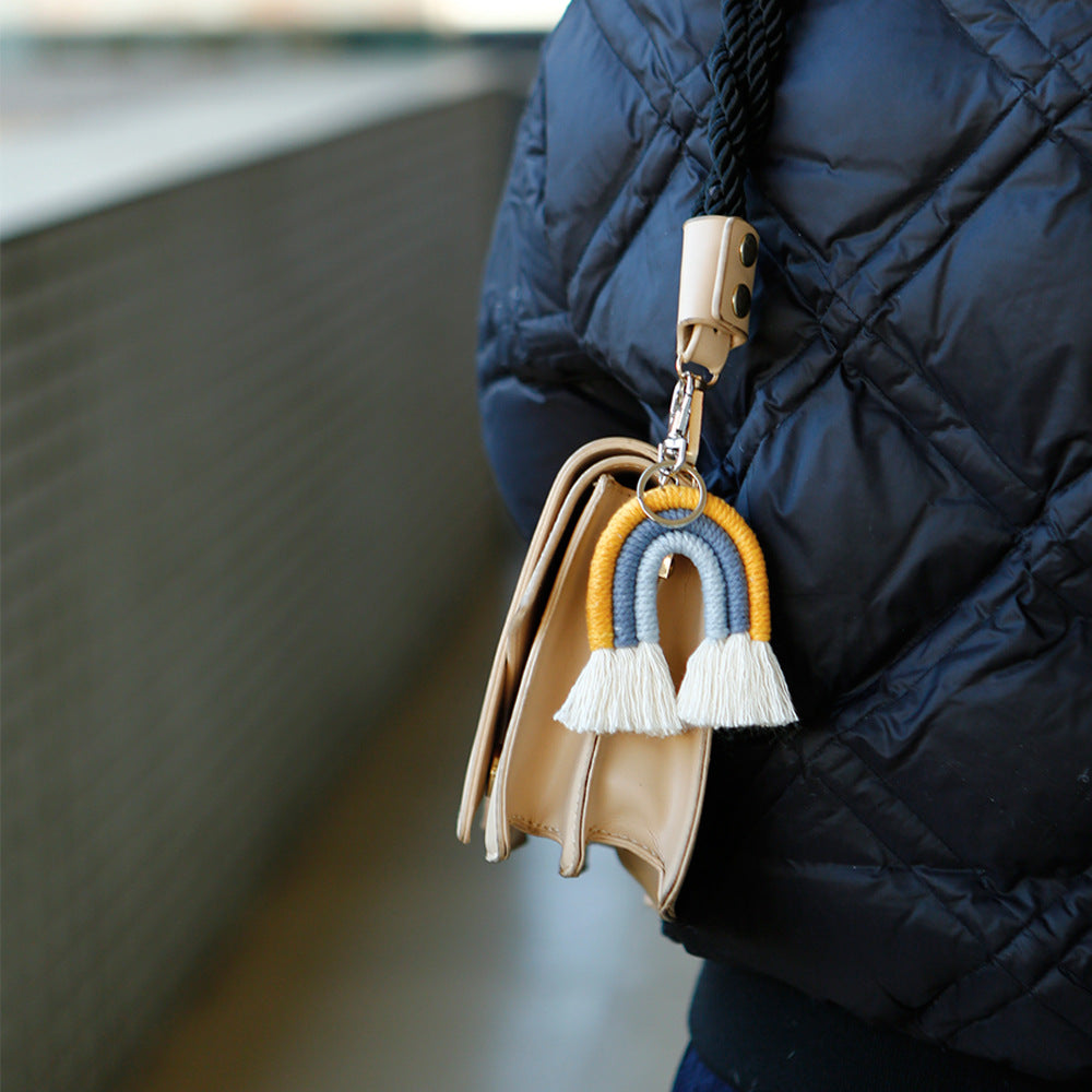 Venta al por mayor Llaveros de hilo bohemio arcoíris hechos a mano al por mayor