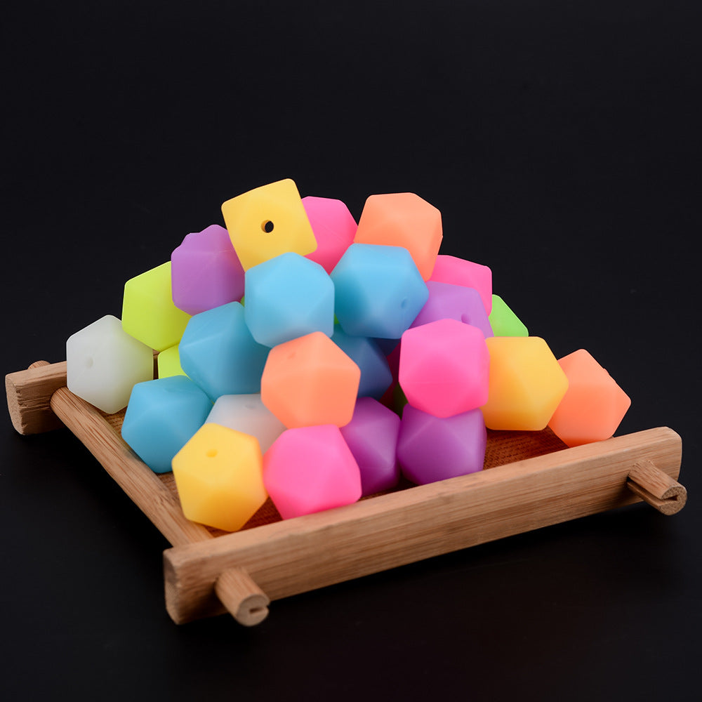 100 piezas al por mayor que brilla en las cuentas oscuras redondas de agujero recto