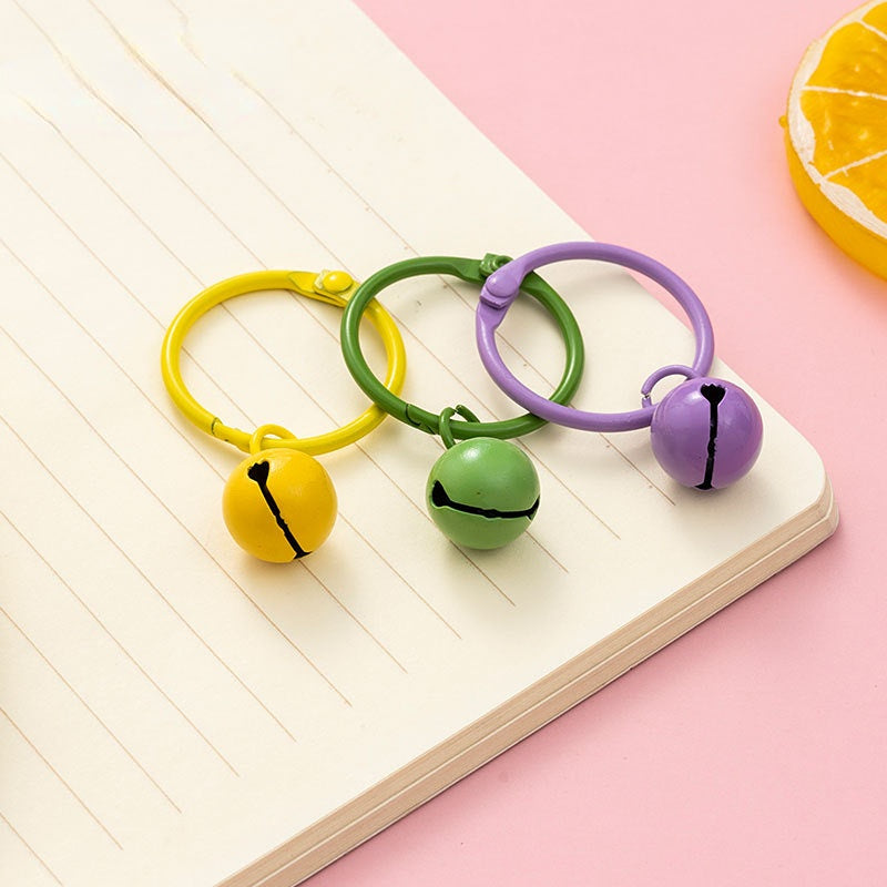 Venta al por mayor Campana colorida del llavero de DIY del hierro