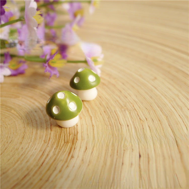 Wholesale 10pcs Phone Case Material DIY Resin Accessories Medium Mushroom 14MM Beads