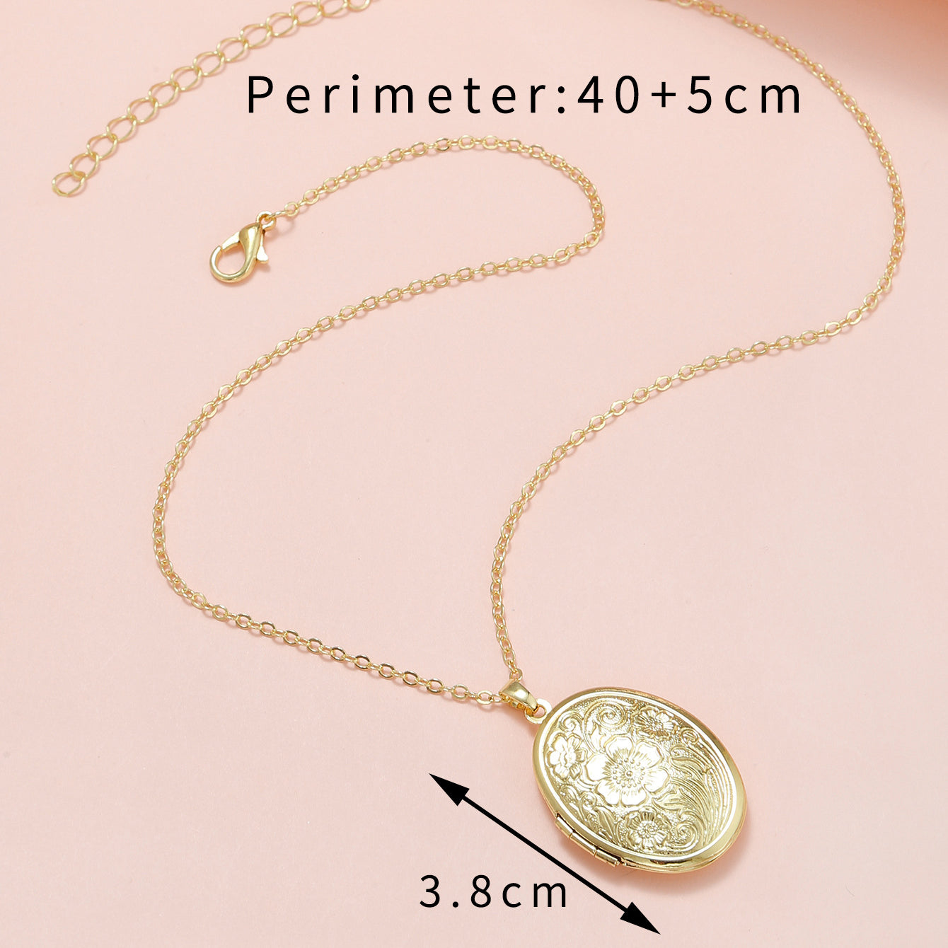 Venta al por mayor Collares de latón con colgante abierto grabado ovalado