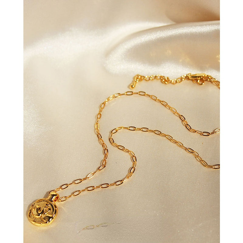 Colgante de cisne de cobre al por mayor, collar de apilamiento de placa redonda con patrón Animal