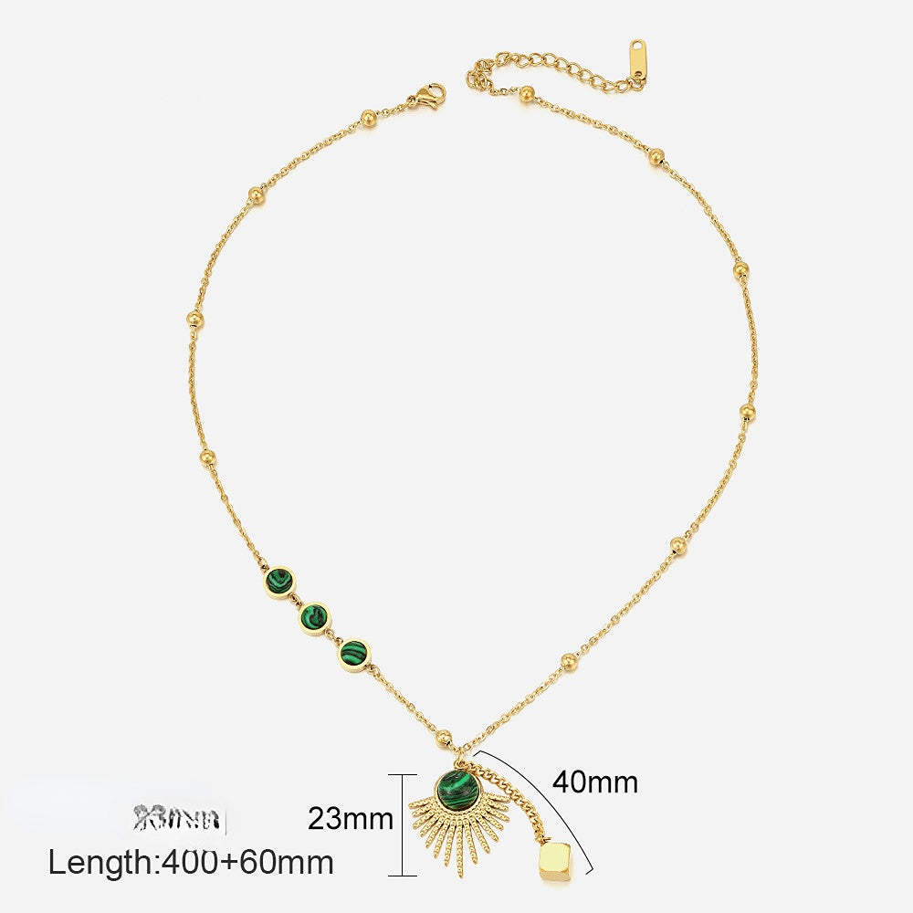 Collar de acero inoxidable festoneado con incrustaciones de malaquita al por mayor