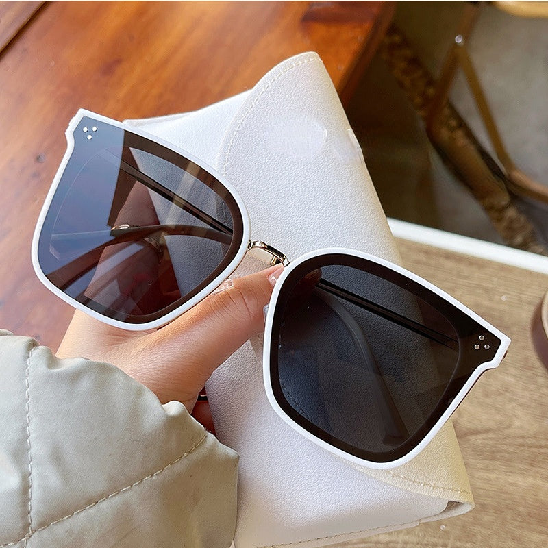 Wholesale PC Black Frame Brown Square Ladies Sunglasses