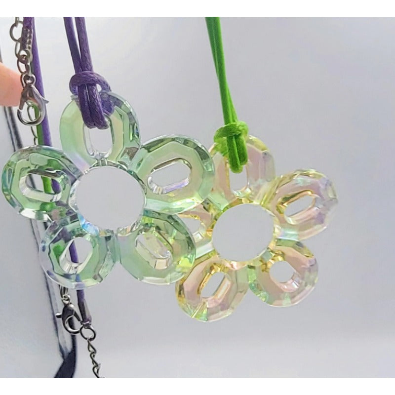 Wholesale Acrylic Hollow Out Plum Blossom Wax Thread Necklace